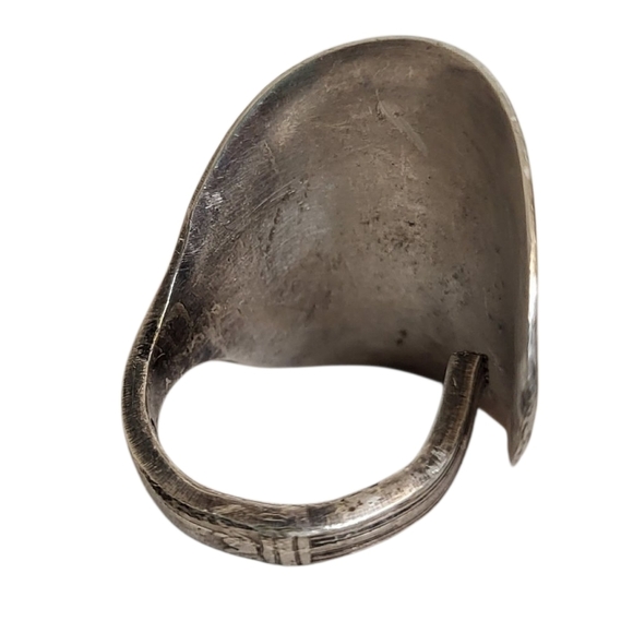 Vintage Sterling Spoon Ring – Handcrafted Heirloom Elegance - Picture 3 of 5